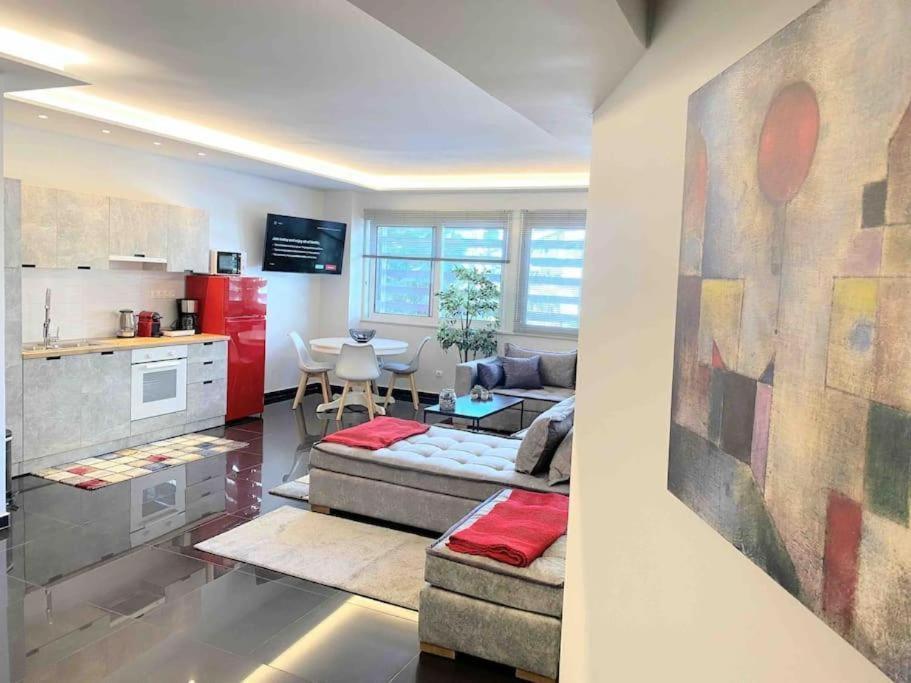 New Amazinglarge Luxury 4Br Suite/1Min Toacropolis Атина Екстериор снимка