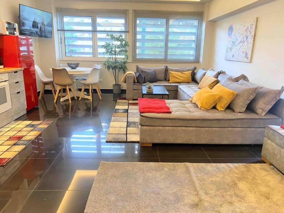 New Amazinglarge Luxury 4Br Suite/1Min Toacropolis Атина Екстериор снимка